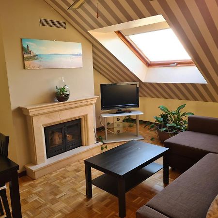 106A Ático con garaje y chimenea cerca de la playa Apartamento Gijón Exterior foto
