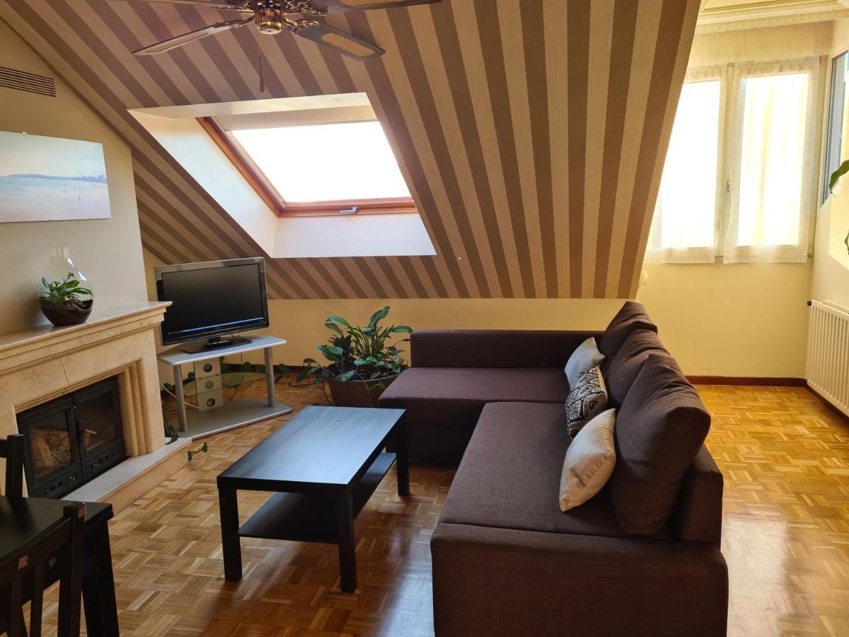 106A Ático con garaje y chimenea cerca de la playa Apartamento Gijón Exterior foto